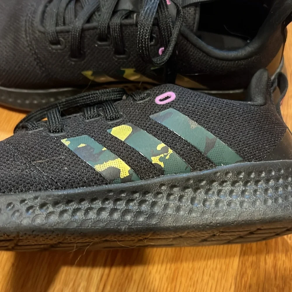 EUC Women’s Adidas Cloudfoam Sneakers - Picture 8 of 13